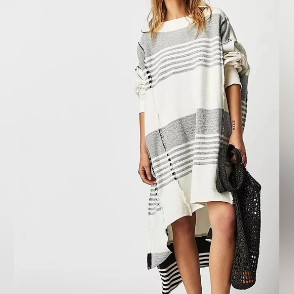 FREE PEOPLE RARE Off The Shelf Maxi Sweater Sz L-$228 - Picture 1 of 7